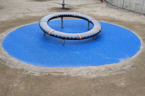 ラバーフローリング・人工芝設置